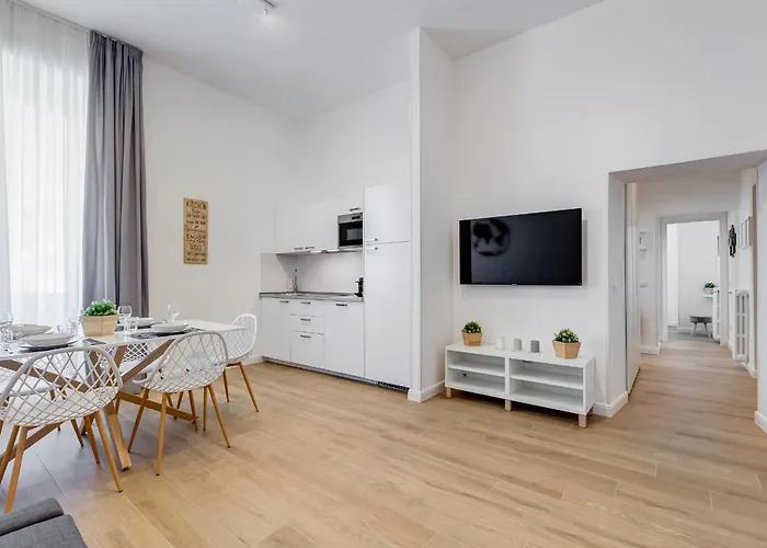 Colonna Luxury Apartment