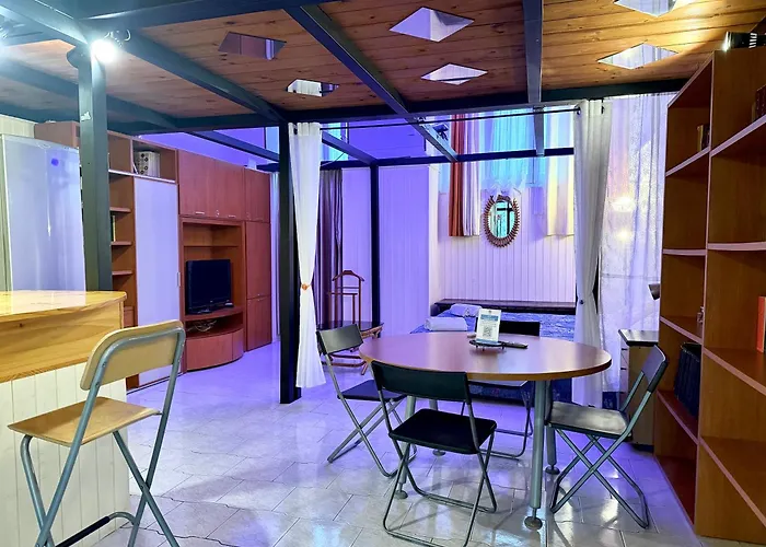 L'atelier - Mostra Sospesa